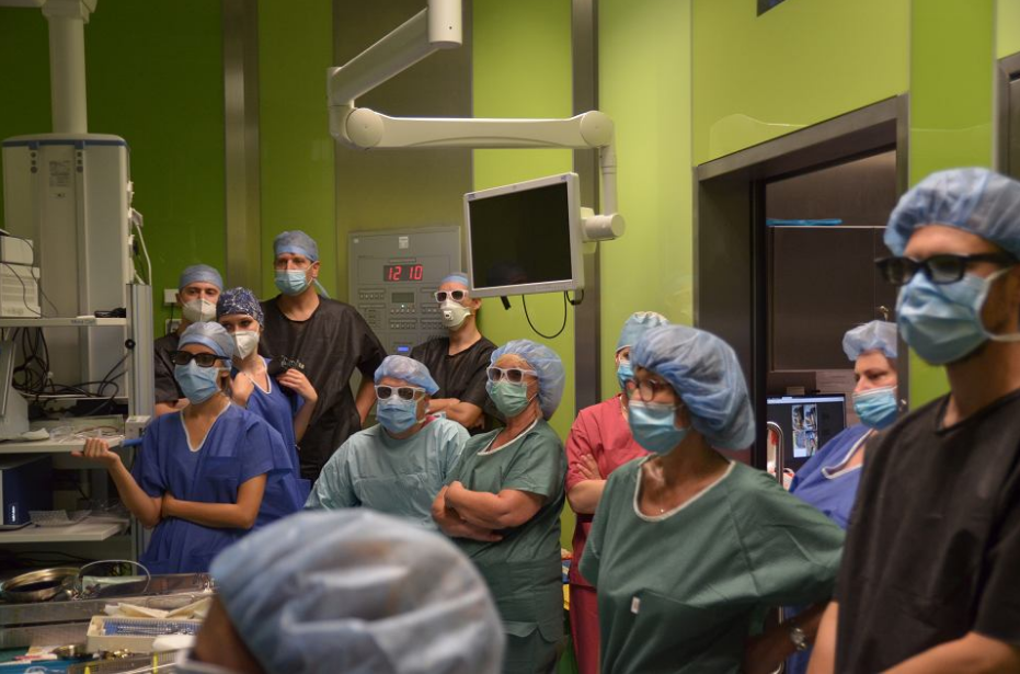 Pierwsza w Polsce operacja wszczepienia implantu pniowego u małego dziecka - 1