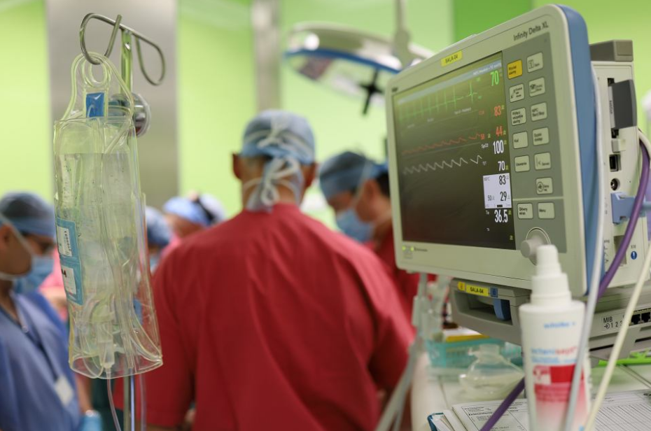 Pierwsza w Polsce operacja wszczepienia implantu pniowego u małego dziecka - 9
