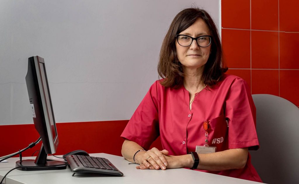Pielegniarka oddziałowa na oddziale diagnostyki nieinwazyjnej układu krążenia