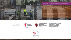 Plac budowy Ośrodka, logotypy: Kujawy i Pomorze, Urząd Marszałkowski Województwa Kujawsko-Pomorskiego w Toruniu, Kujawsko-Pomorski Fundusz Rozwoju